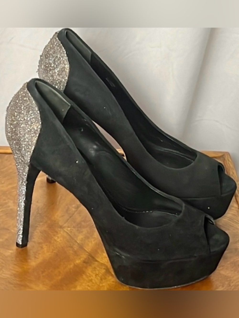 Brian Atwood Savita Glitter Suede Vera Cuoio Pumps size 8.5